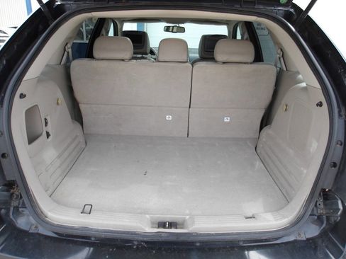 Used 2009 Ford Edge SEL image 26