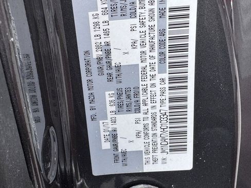 Used 2017 MAZDA MX-5 Miata RF Grand Touring image 40