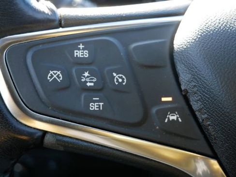 Used 2020 Chevrolet Equinox LT image 26