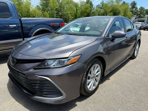 Used 2024 Toyota Camry LE FWD image 2