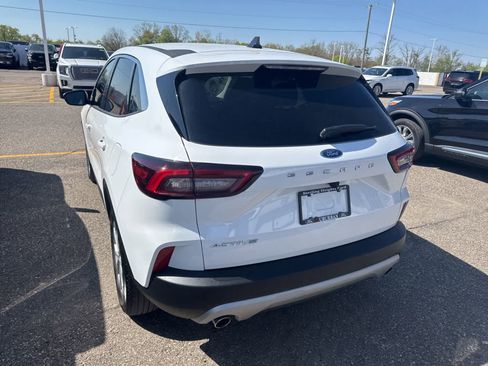 Used 2023 Ford Escape Active FWD image 28