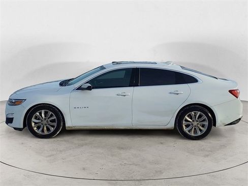 Used 2020 Chevrolet Malibu LT image 2