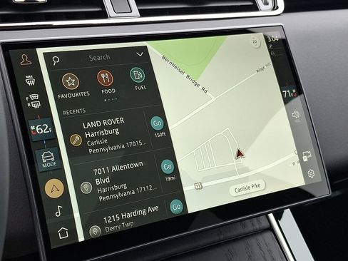 Used 2025 Land Rover Range Rover Evoque Dynamic SE image 16