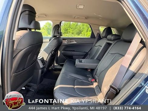 Used 2023 Kia Sportage EX AWD/4WD image 10
