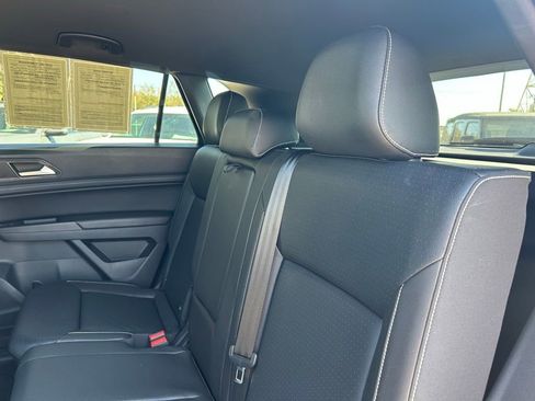 Used 2020 Volkswagen Atlas Cross Sport SE w/ Towing Package image 58