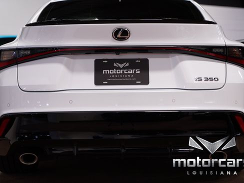 Used 2022 Lexus IS 350 F Sport RWD image 19