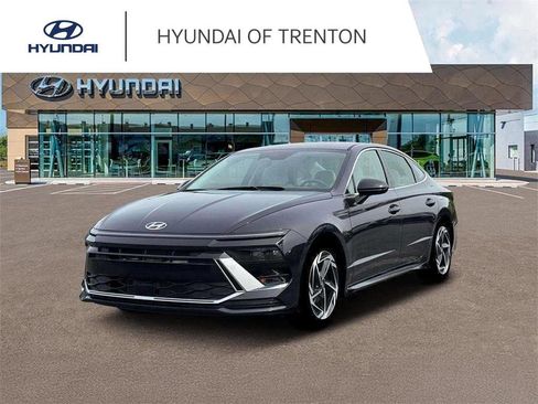 Certified 2026 Hyundai Sonata SEL AWD/4WD image 1