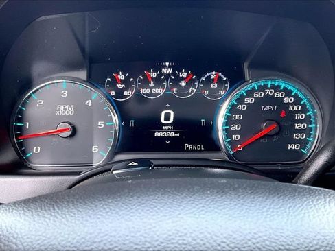 Used 2020 Chevrolet Tahoe Premier w/ Premier Plus Edition AWD/4WD image 26