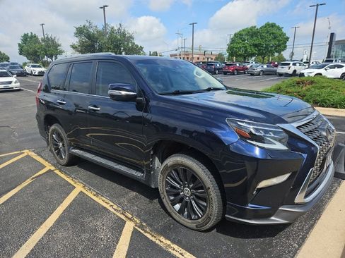 Used 2021 Lexus GX 460 Premium w/ Accessory Package AWD/4WD image 2