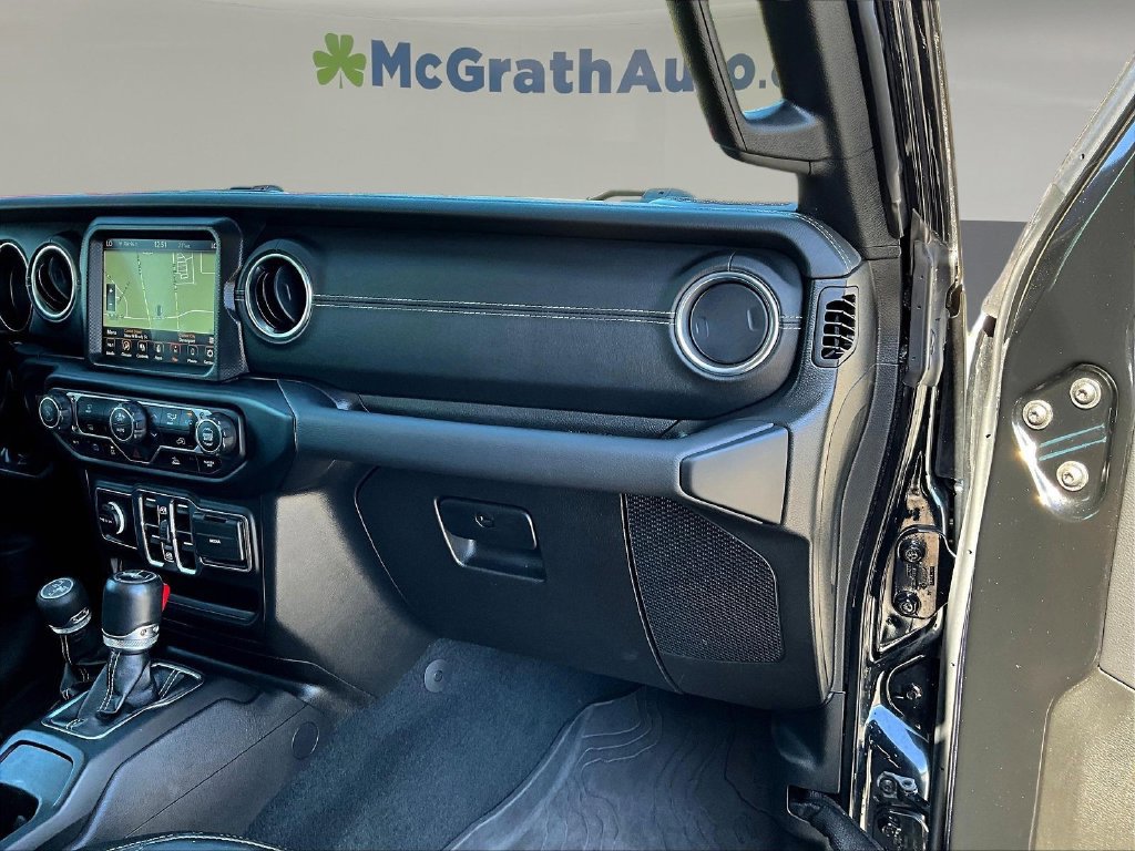 Used 2023 Jeep Wrangler Unlimited Sahara AWD/4WD image 28