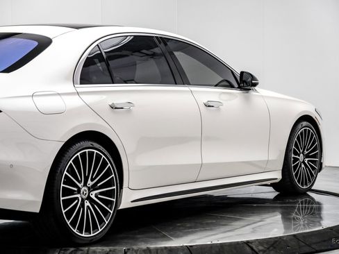 Used 2022 Mercedes-Benz S 580 4MATIC Sedan image 19