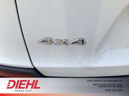 Used 2019 Jeep Cherokee Limited w/ Trailer Tow Group AWD/4WD image 12