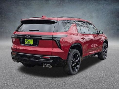 New 2026 Chevrolet Traverse RS w/ LPO, Floor Liner Package image 4