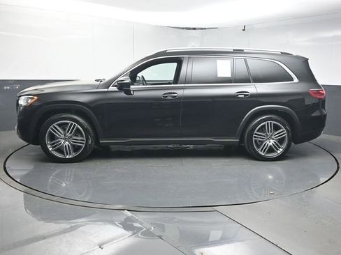 Used 2025 Mercedes-Benz GLS 450 4MATIC image 5