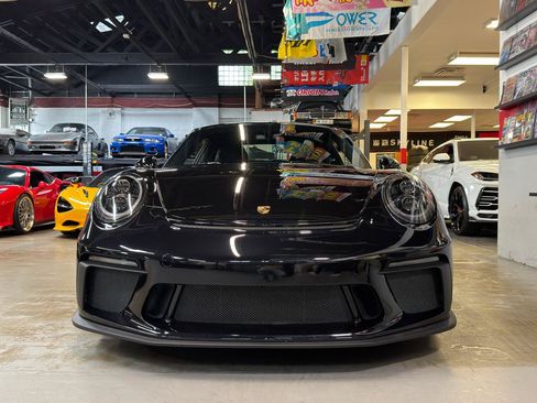 Used 2018 Porsche 911 GT3 RWD image 2