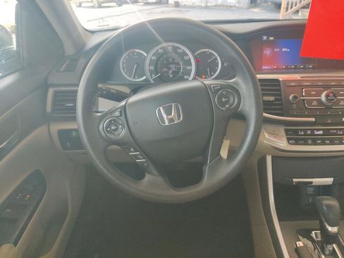 Used 2013 Honda Accord LX image 10
