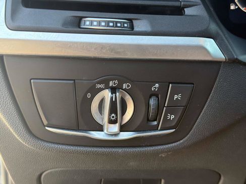 Used 2023 BMW X3 sDrive30i w/ Premium Package image 29