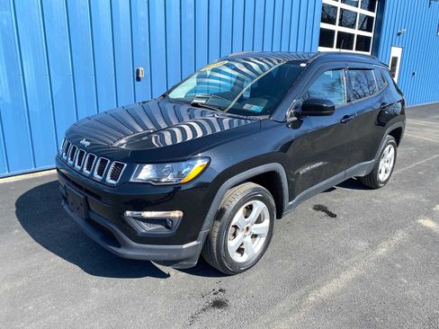 Used 2019 Jeep Compass Latitude w/ Popular Equipment Group image 2