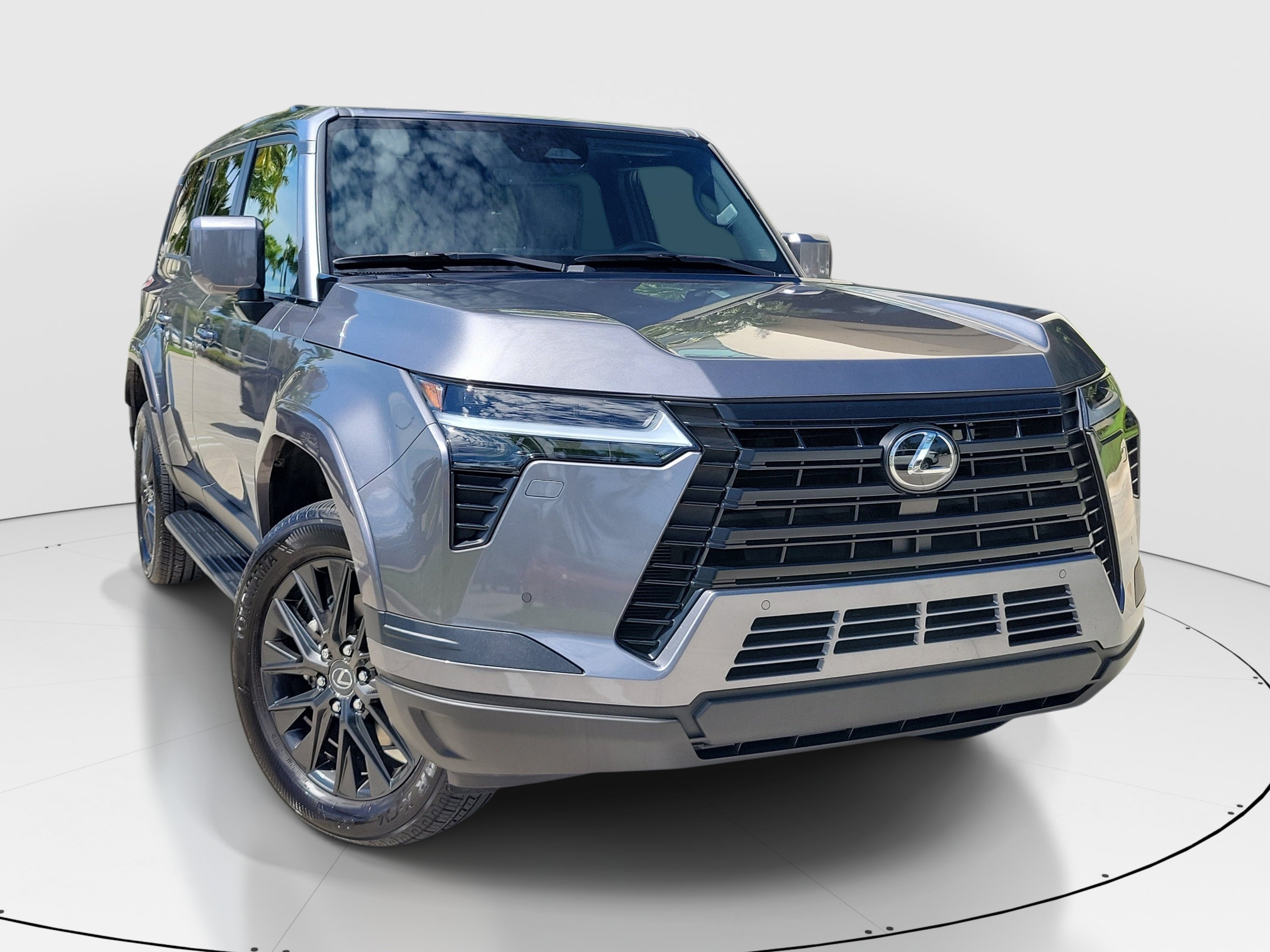 Used 2025 Lexus GX 550 w/ Cold Area Package AWD/4WD image 2