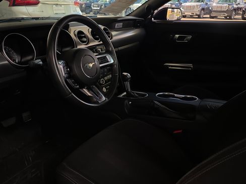 Used 2018 Ford Mustang GT image 7