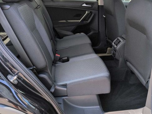 Used 2021 Volkswagen Tiguan S FWD image 21