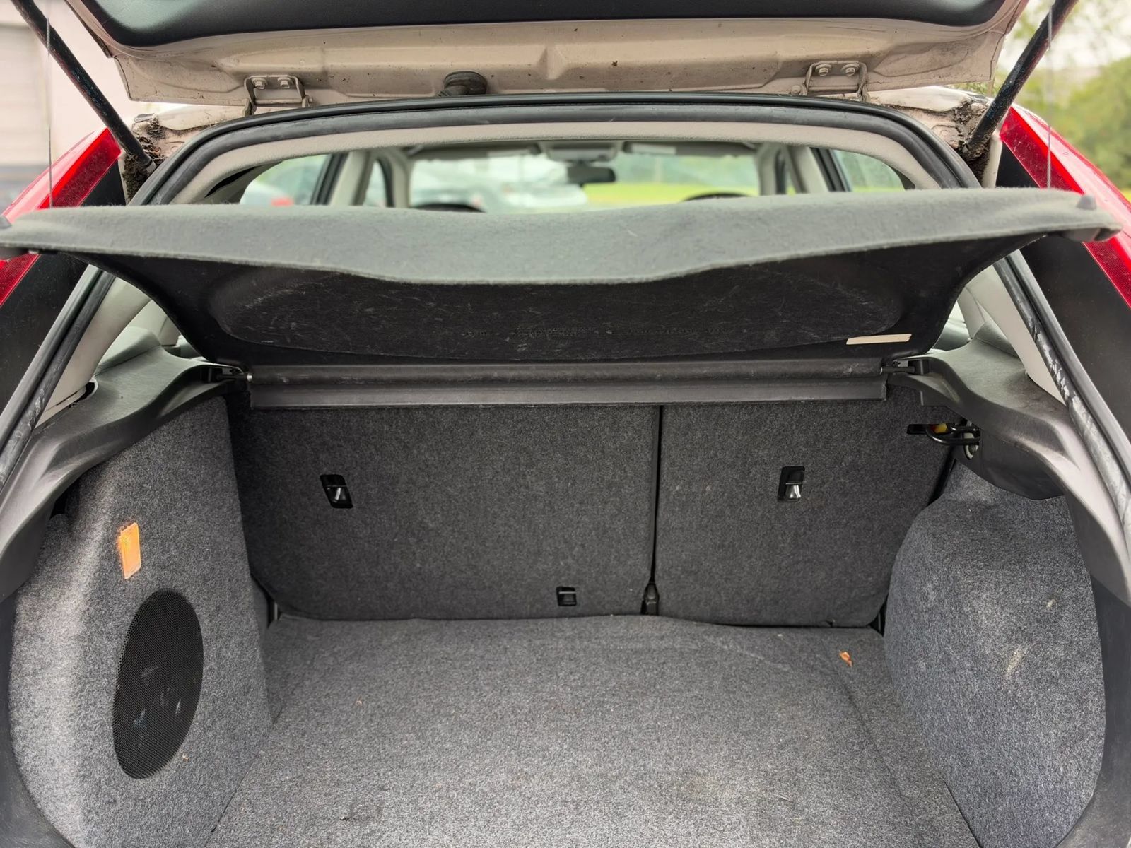 Used 2005 Ford Focus SES FWD image 14