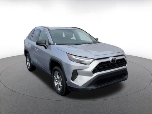 Used 2025 Toyota RAV4 LE image 3