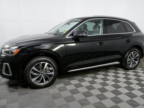 Used 2023 Audi Q5 2.0T Premium w/ Convenience Package image 26