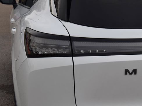 New 2026 Nissan Murano Platinum w/ Cargo Package image 7