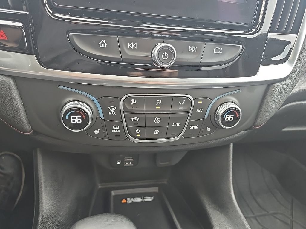 Used 2023 Chevrolet Traverse RS w/ LPO, Floor Liner Package AWD/4WD image 24