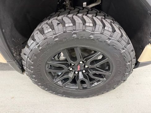 Used 2023 GMC Sierra 1500 Elevation image 4