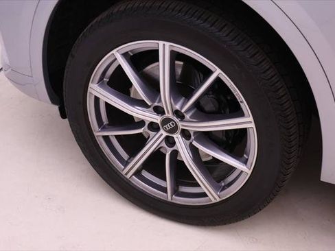 Certified 2022 Audi SQ5 Premium Plus w/ Premium Plus Package image 24