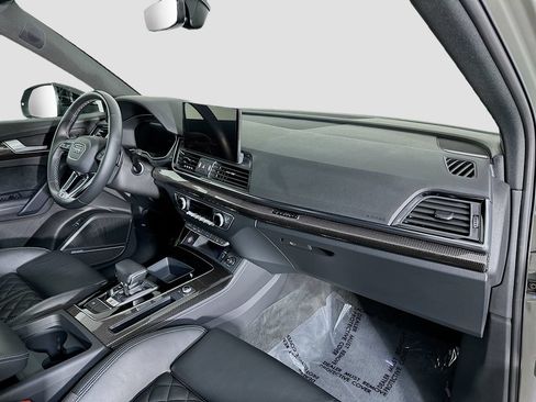 Used 2023 Audi SQ5 Premium Plus w/ Premium Plus Package AWD/4WD image 31