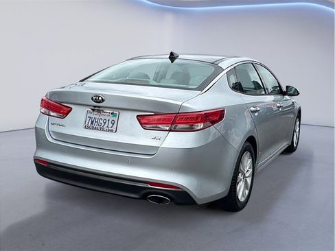 Used 2016 Kia Optima EX w/ Premium Package image 6