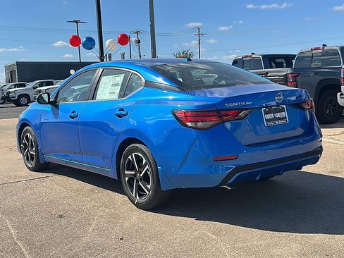 New 2025 Nissan Sentra SV image 6