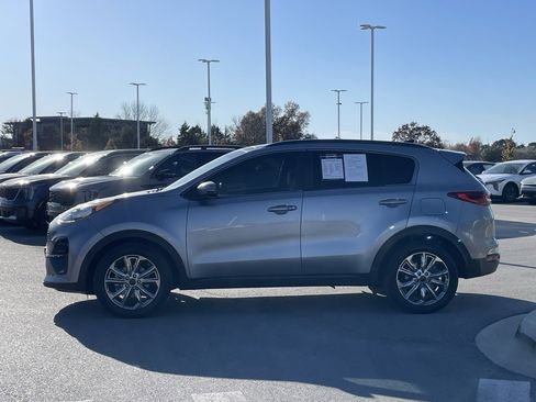 Used 2022 Kia Sportage Nightfall Edition w/ Nightfall Fwd Premium Package image 5