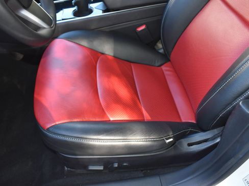 Used 2018 Tesla Model 3 Long Range image 12