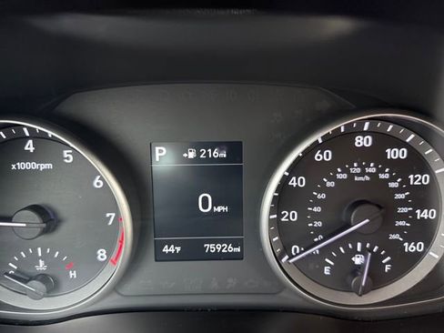 Used 2018 Hyundai Elantra GT image 27