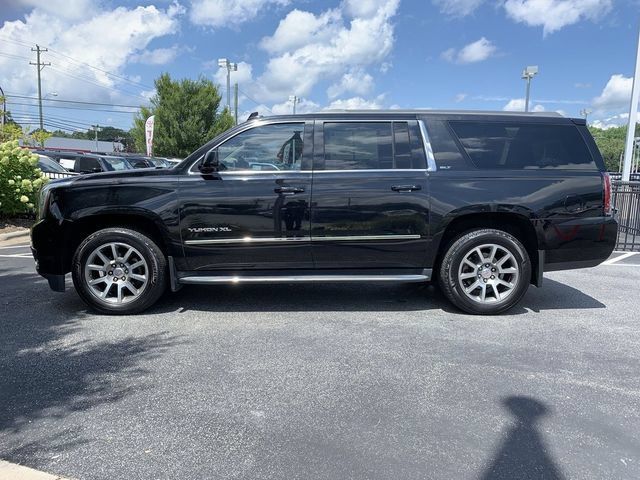 Used 2016 GMC Yukon XL SLT w/ Premium Edition AWD/4WD image 5