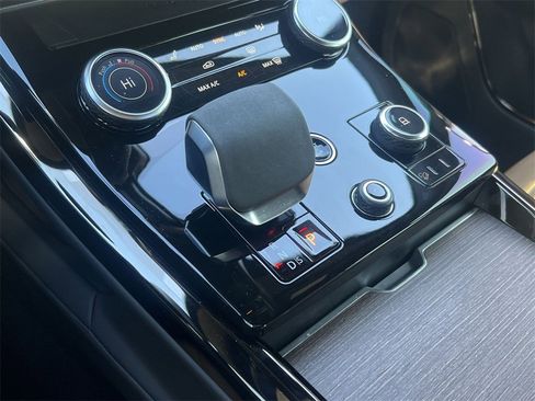 Certified 2023 Land Rover Range Rover Sport SE image 27