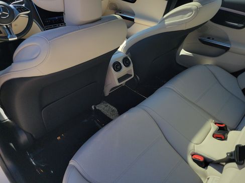 Certified 2025 Mercedes-Benz C 300 Sedan image 13