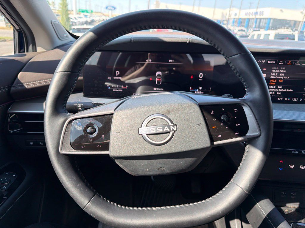Used 2025 Nissan Murano Platinum w/ Cargo Package AWD/4WD image 13