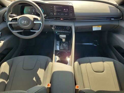 New 2026 Hyundai Elantra Blue image 33