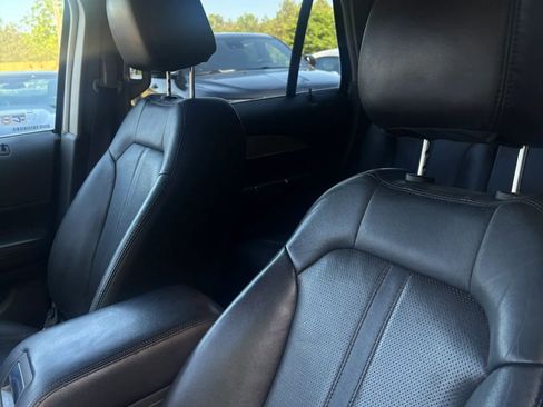 Used 2013 Lincoln MKX AWD image 14