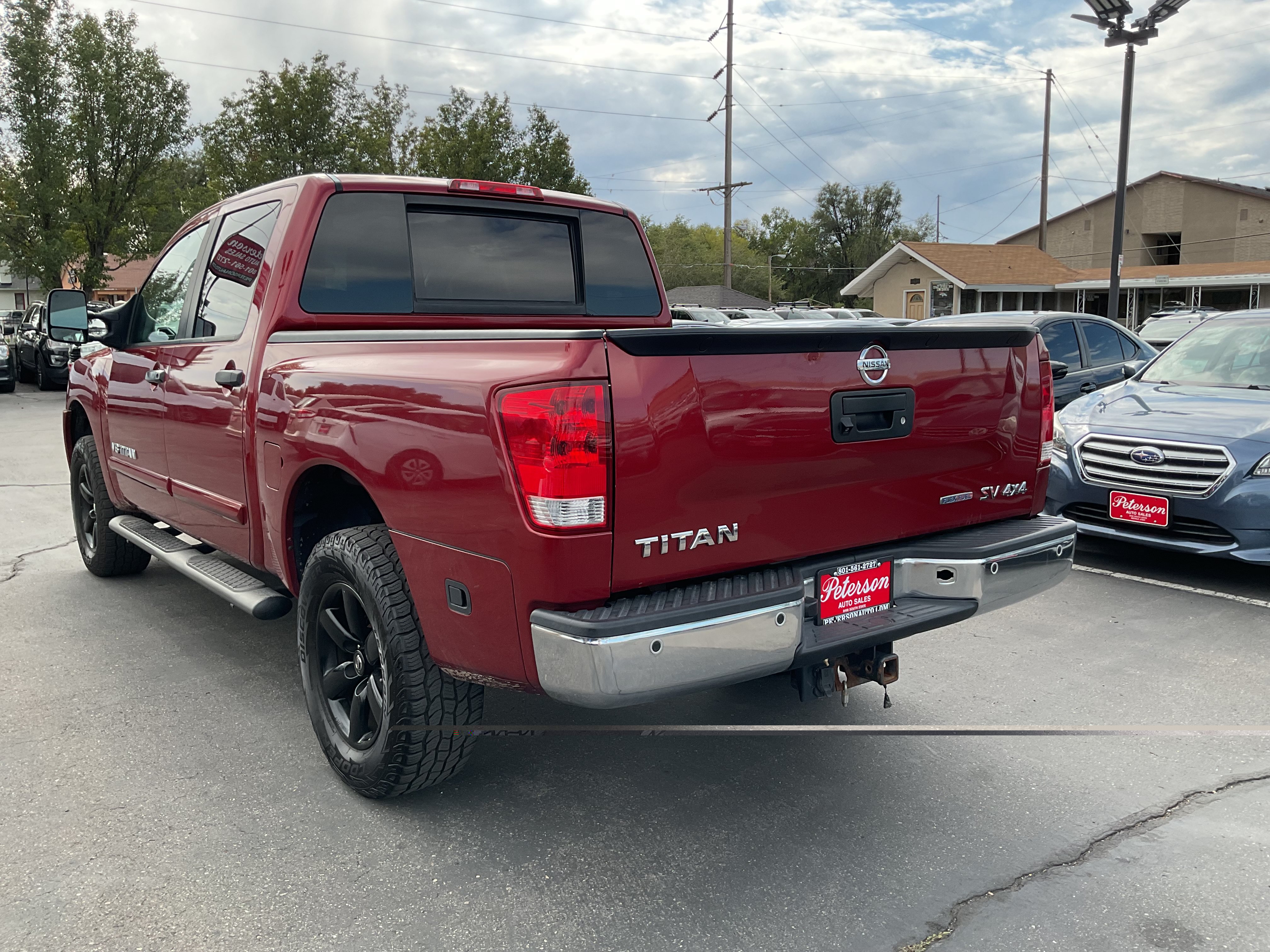 Used 2013 Nissan Titan SV w/ SV Premium Utility Pkg AWD/4WD image 7