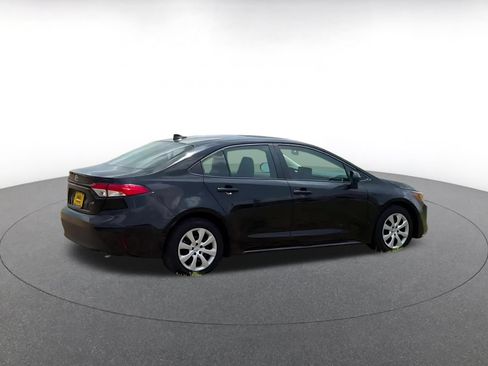 Used 2025 Toyota Corolla LE FWD image 13
