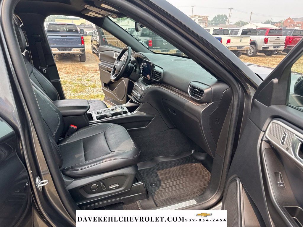 Used 2020 Ford Explorer Limited AWD/4WD image 25
