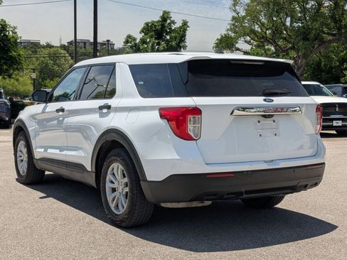 Used 2021 Ford Explorer 2WD image 4