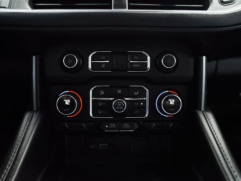Used 2021 Chevrolet Tahoe LT AWD/4WD image 42