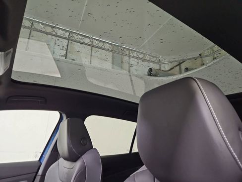 New 2025 Volkswagen ID.4 Pro S image 19